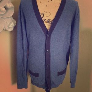 Cardigan with pockets!